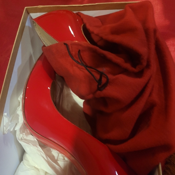 Stilettos - Picture 8 of 10